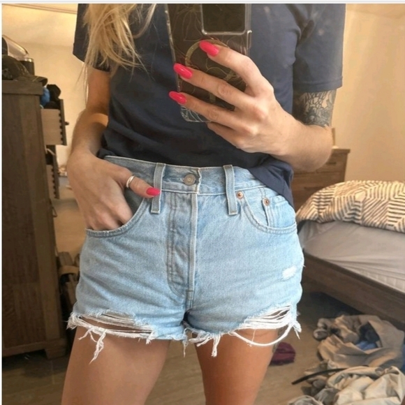Levi's Pants - Nwt Levi's 501 original high rise Denim shorts size 28